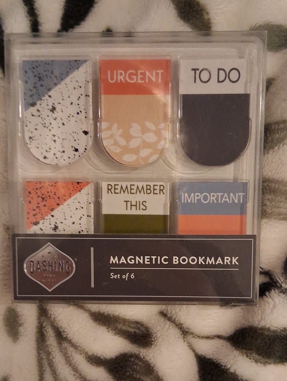 DASHING HOME Magnetic Bookmark Set - Multi-Color